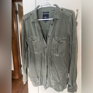 EUC American Eagle Boyfriend Style Military style button down